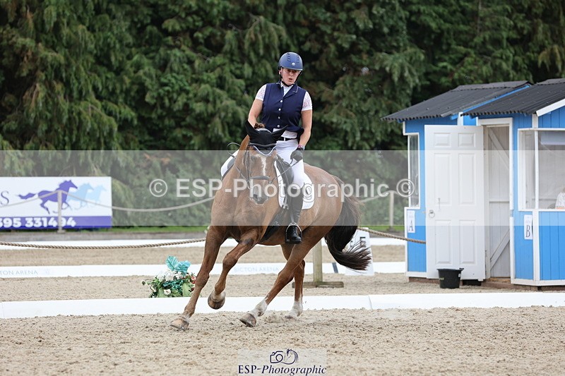 250718A-133341-01544 - 072-Emma.Trace-Laddenbrook.Truman