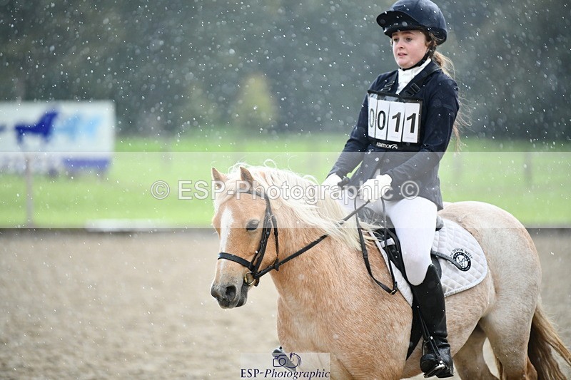 251004A-111223-00566 - Classes 4 & 5 50cm