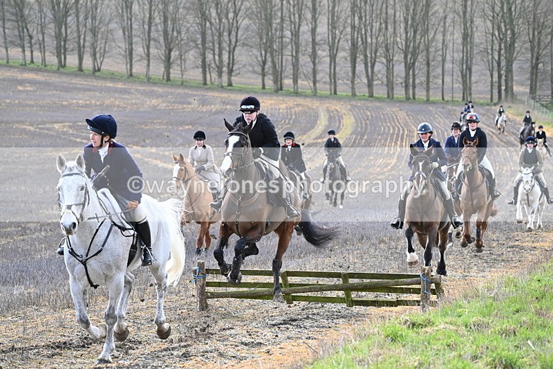 WJ6_8608 - Meet & Line One