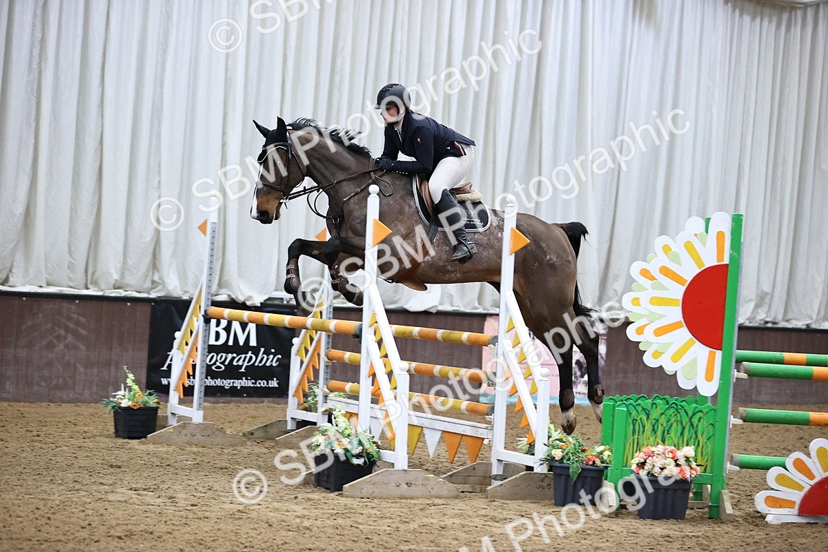 SBM_001574 - Class 4 - Senior Newcomers - 1.10m Open