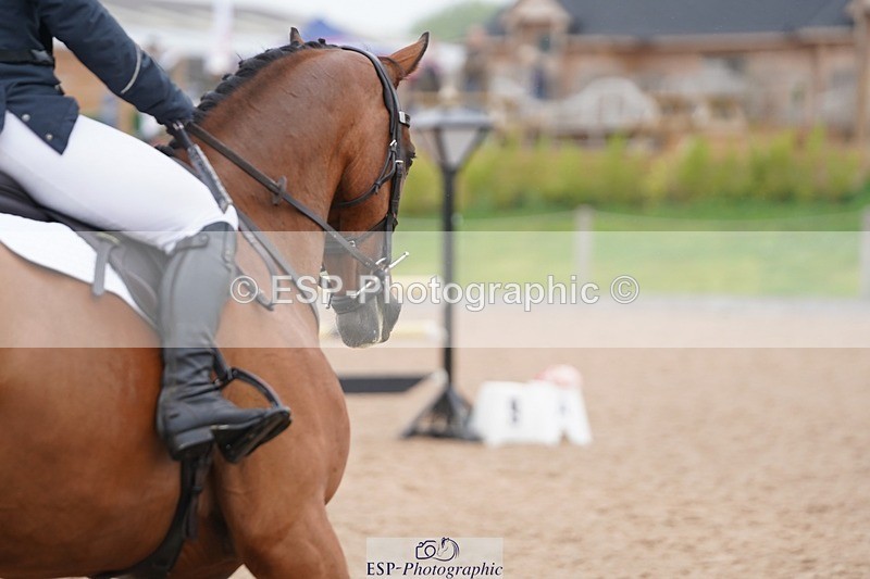 240901A-121722-07437 - 325-Julia.Knight-Jones-JANNES