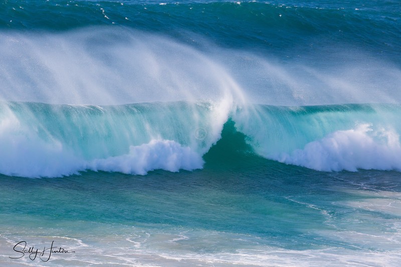 Waves large 2