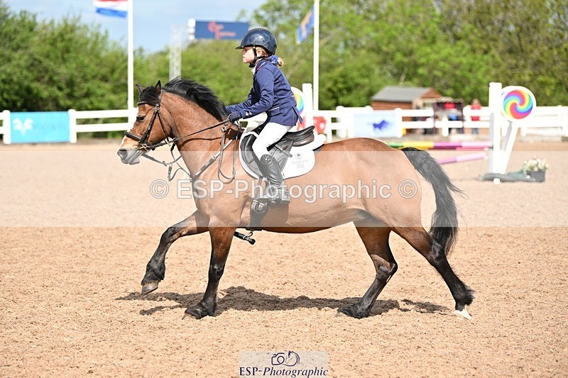 250504-110149-02261 - Cls 15+16 Club and Schools 70cm