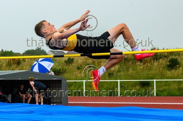 ComMast25-911139 - Field Male Set Two