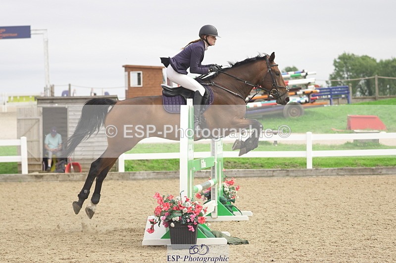 230810A-135820-02575 - Cls 4 1.05m Amateur Quali