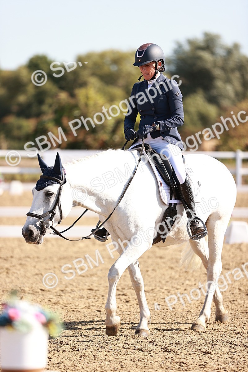 SBM_004424 - Class 12 - Novice 5 - 9.07-10.10