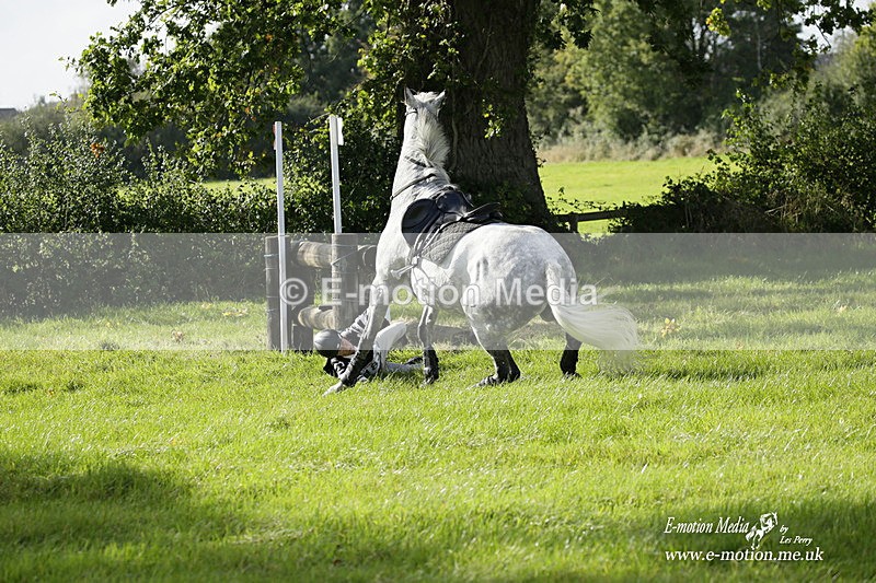  WWHT 171021 3282 - Intermediate (0.90m)  17/10/21