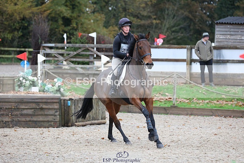 231118-134102-01954 - Cls 3 90cm