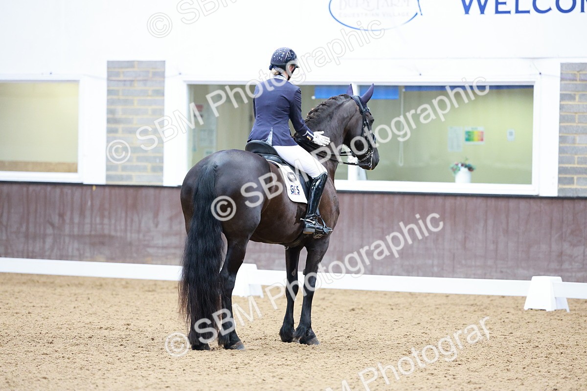 SBM_005922 - Class 3 - Medium 6 - 14.40-15.52