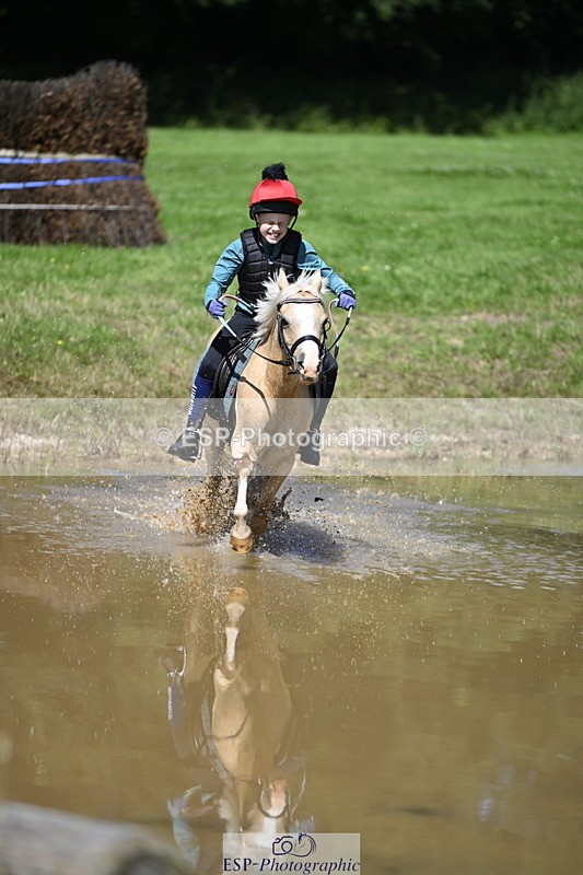 240728B-112456-01005 - Theo's Group XC