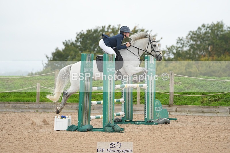 250920-123326-01290 - Cls 10 Pony Foxhunter and 1.10m