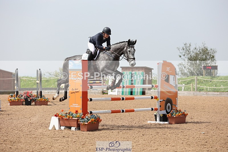 240511A-120527-12664 - Cls 35 Prestige Big Star Champ Quali