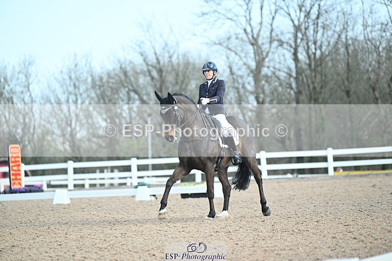 250403-082442-00360 - 018-Louise.Davison-Quamperfect