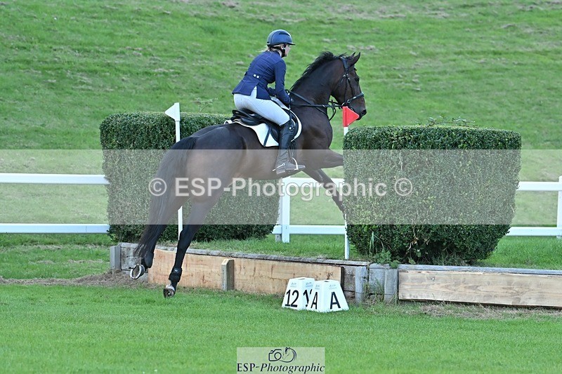 230909-184750-08122 - Cls 14 Snr 1m Derby