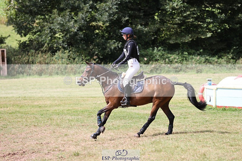 240825X-115237-32352 - 70cm XC 11.00 to 12.00