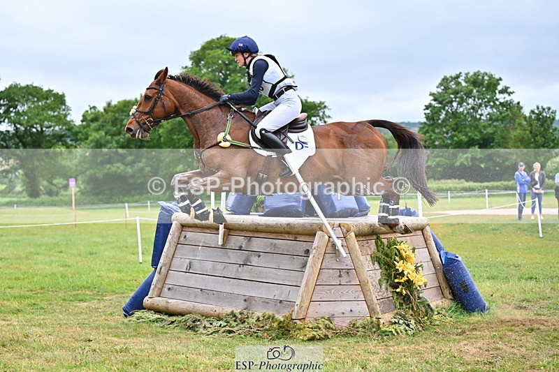 250524A-102206-08982 - A-056-Ivy.Fisher-BALIEF.DE.REVE