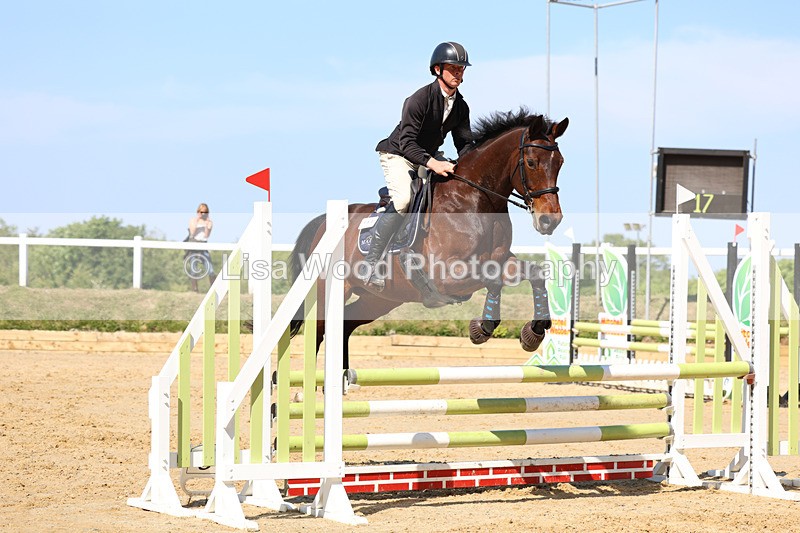 3E7A5508 - Class 4: Senior BN/90cm open