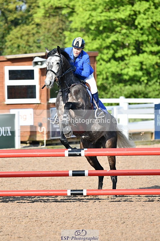 240512A-080605-16763 - Cls 39 British Novice and 90cm Open