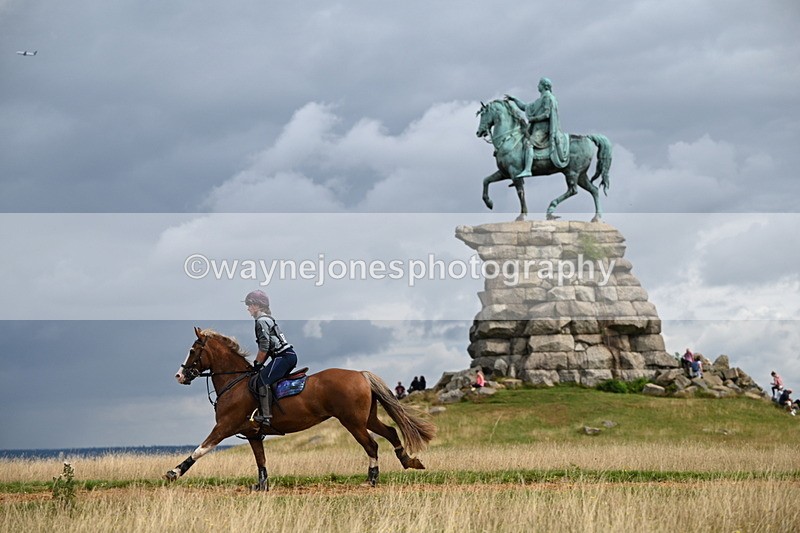 DSC_4568 - Time at Statue 09:50 to 11:09