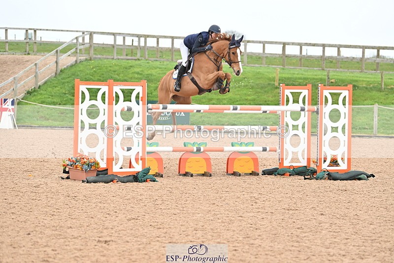 240405A-150511-02182 - Cls 6 National 1.40m Open