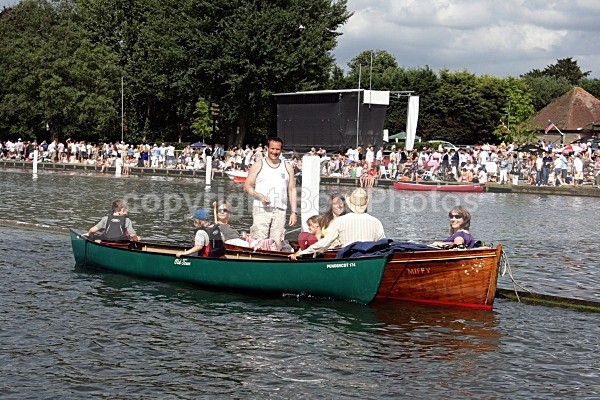 090704 MIFFY AND OLD TOWN PENOBSCOT 174 IMG_1611 - HENLEY REGATTA  SATURDAY 4th JULY 2009