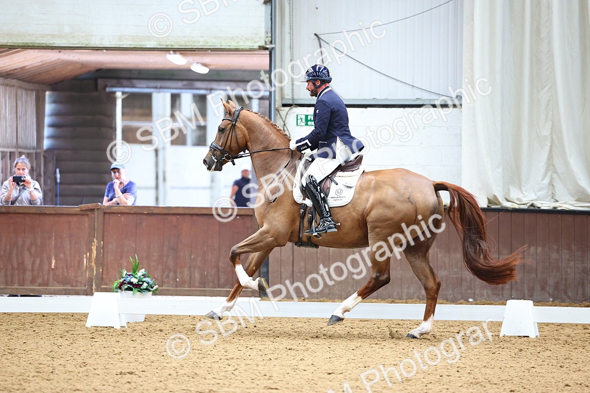 SBM_006385 - Class 5 - novice 6 - 12.04-13.07