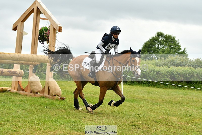 250524A-111930-09260 - B-321-Laura.Collett-BALANCERO