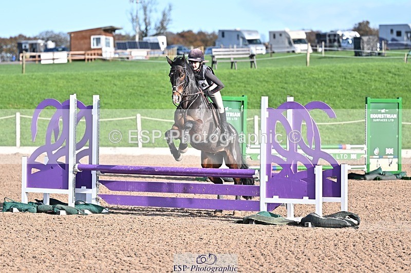 251102-101107-00168 - 70cm