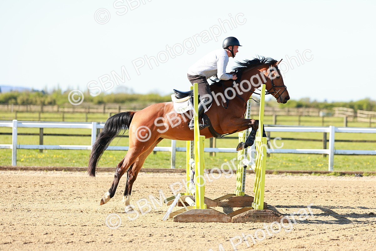 SBM_000352 - Class 1 - Clear Round