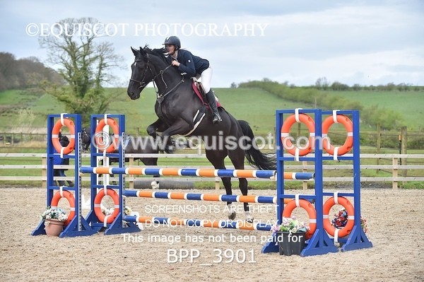 BPP_3901 - CLASS 4 Senior Newcomers/ 1.10m Open