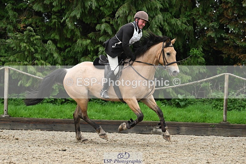 250418A-141727-01115 - UnAff 70cm