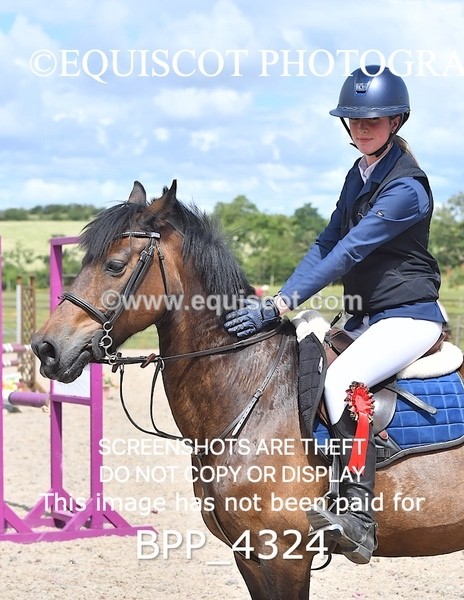 BPP_4324 - CLASS 18 SUN Stepping Stones 128/ 138cms Handicap