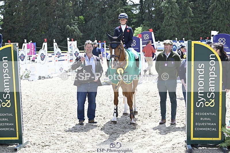 250525A-131859-17651 - Presentations Section B CCI 3 Star Long