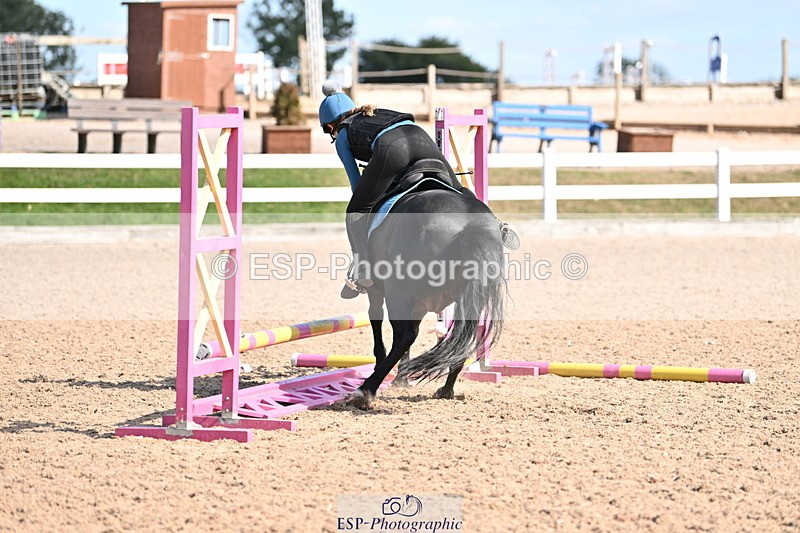 250821B-154938-00622 - Group B - Danielle