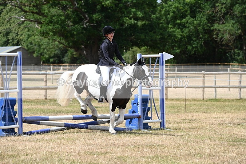 WJ6_5320 - Class 12 Minimus Jumping 45cm