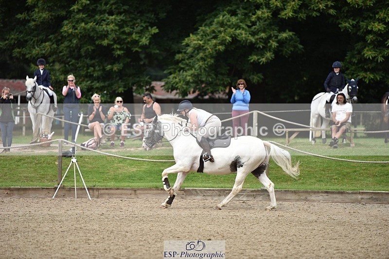 240802-101004-00724 - 70cm Round 1