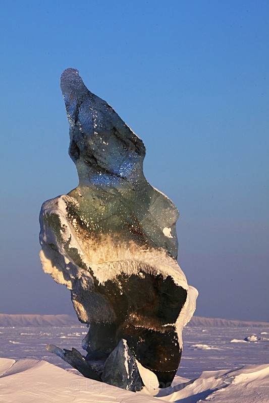 Ice Troll 5748 - Winter in the daylight