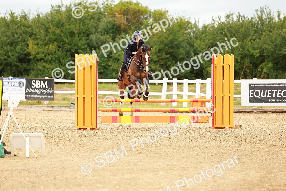 SBM_001492 - Class 8 - Clear Round