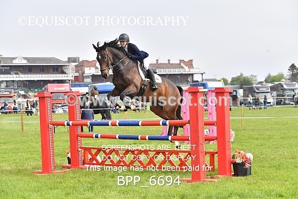 BPP_6694 - CLASS 2 RHS Classic Champ Qual (1.20m)
