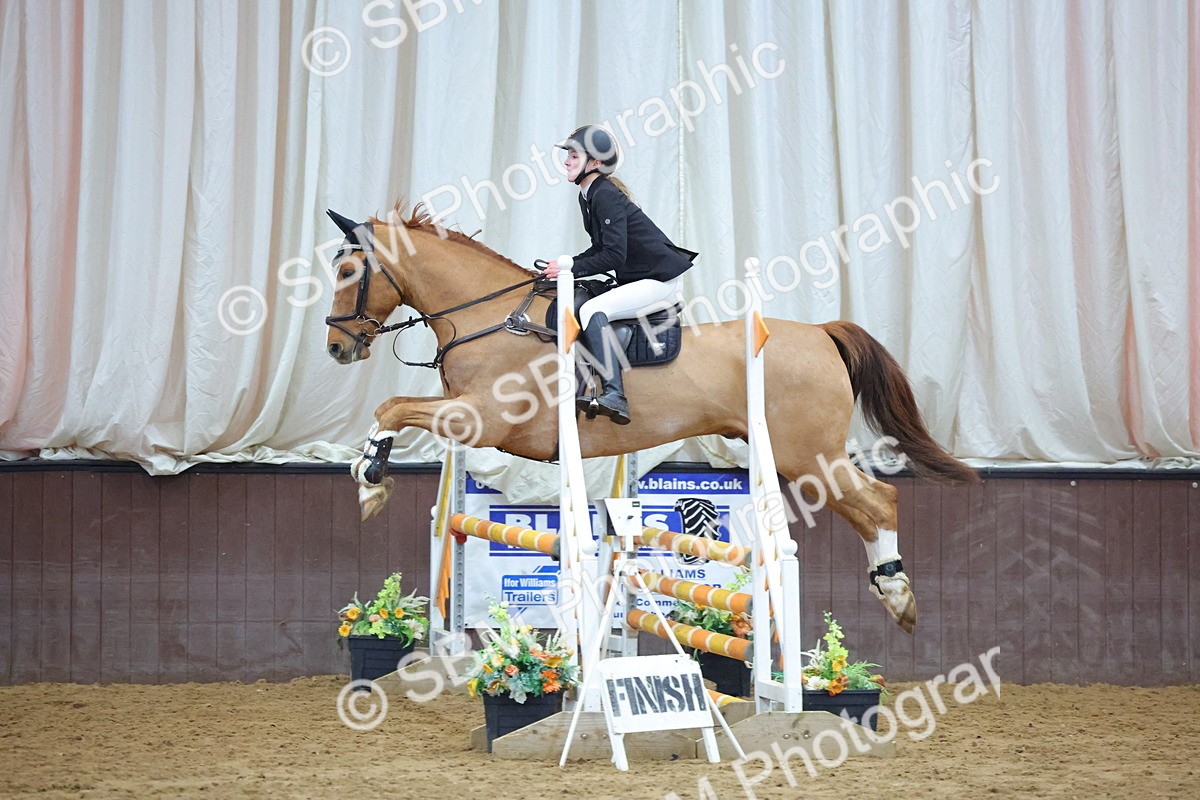SBM_007352 - Class 19 - Equissage Pulse Senior British Novice/ 90cm Open - First Round (0.90m)