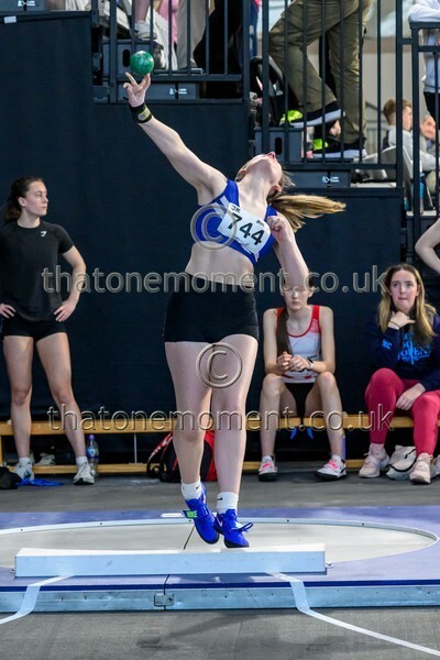 SeniorInd25-910815 - Field Female