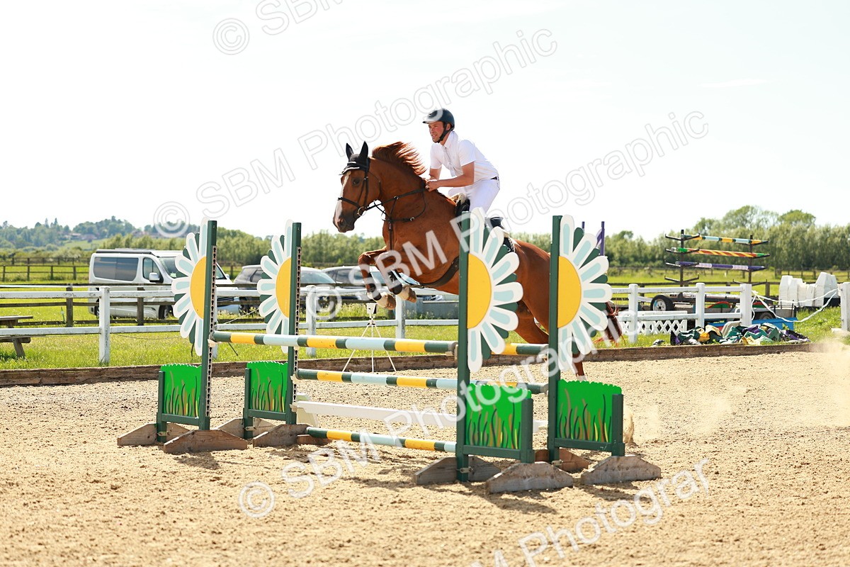 SBM_002571 - Class 4 - Senior Newcomers - 1.10m