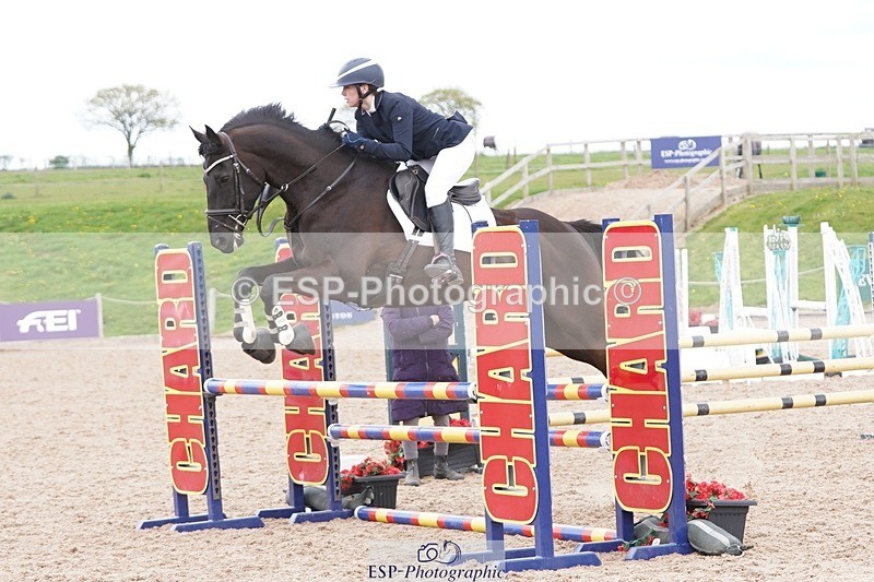 250414-135802-01048 - 90cm Round 2