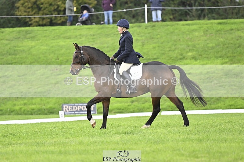 251023A-115934-03979 - F-418-Caroline.Davies