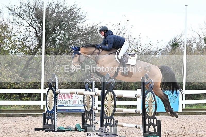 241127-134011-00672 - Cls 05A&B Snr Fox & 1.20m Open