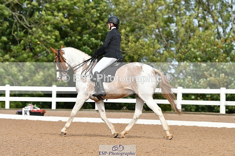 250906-095705-00515 - 090-Isabel.LawsonIn.the.pink