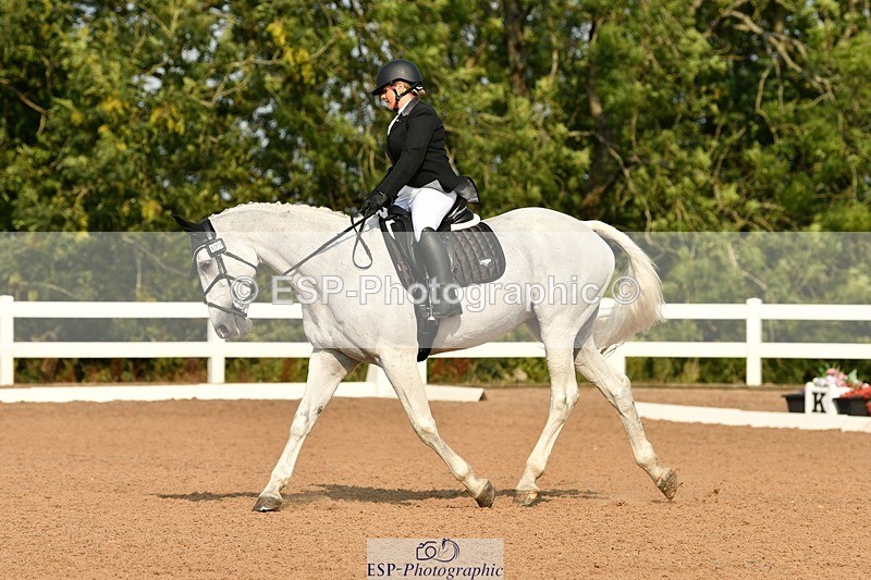 250817-095225-07634 - 179-Kate.WilliamsGhyllwood.April.Moment