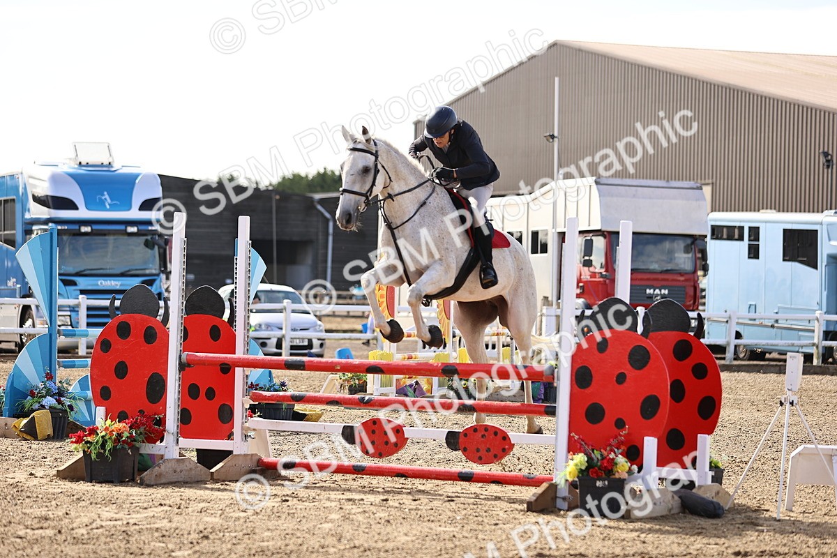 SBM_009110 - Class 7 - Senior Discovery - 1.00m Open