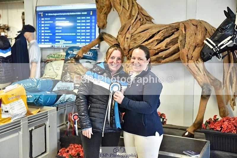 250215-131240-03628 - Medium Silver Presentations