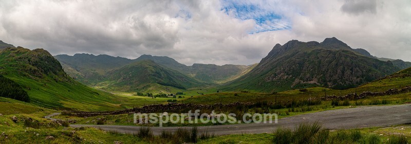 Towards Scafell Pike - Travel, city/land scapes